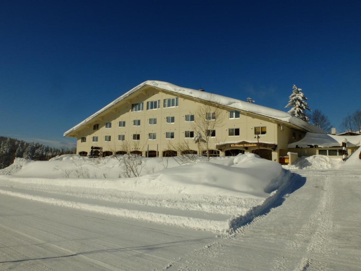 K's House Hokkaido - Asahidake Onsen Hostel Higashikawa Bagian luar foto